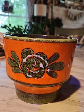 VTG! Bright Orange AND green  Floral Ceramic Planter Mid Century Modern